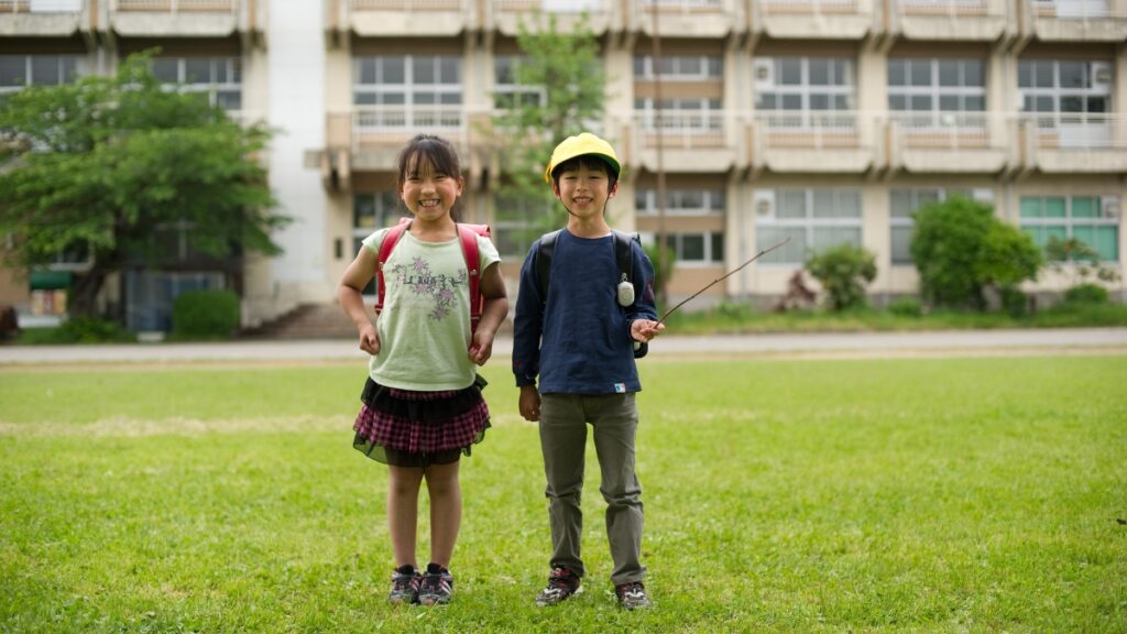 校庭芝生